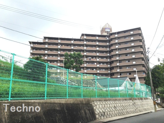 アンビエント金剛東ガーデンコート大阪府富田林市美山台中古マンションの不動産情報です。