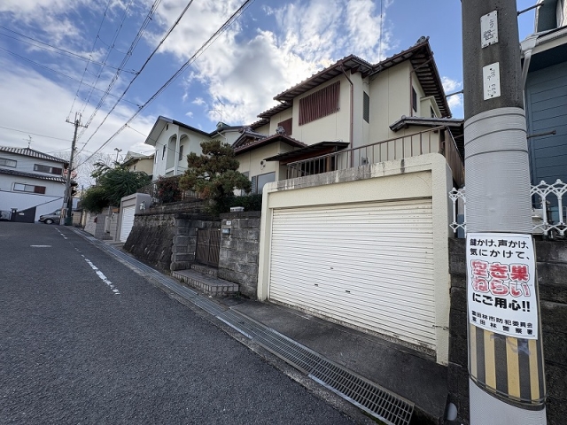 大阪府富田林市梅の里４丁目中古一戸建ての不動産情報です。